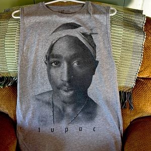 2010’s Tupac Brand Sleeveless Baggy Tank $10